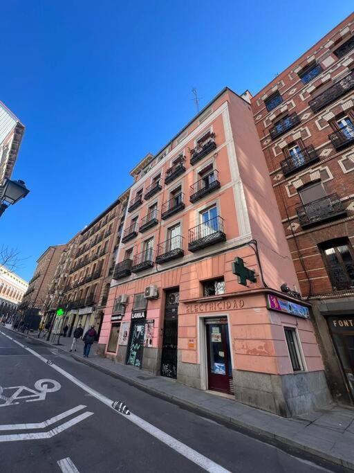 Punta Me Beautiful Apartment In Plaza Espana Madrid Ngoại thất bức ảnh