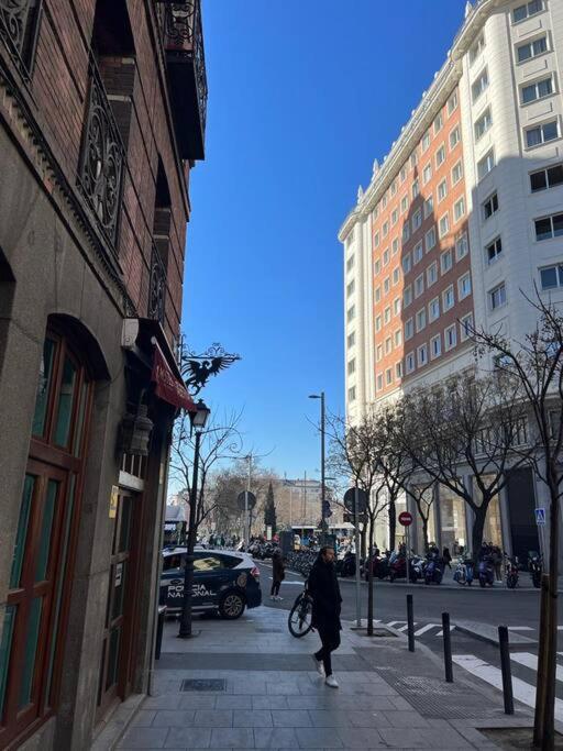Punta Me Beautiful Apartment In Plaza Espana Madrid Ngoại thất bức ảnh